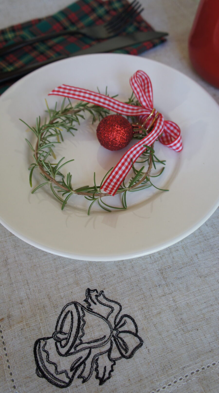 O Ritmo da Água: Desvendando a Rega Perfeita para Seu Alecrim - inspiração 1