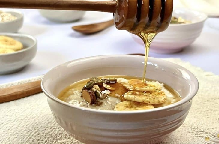 Mingau de Aveia Salgado com Sementes e Castanhas Crocantes - inspiração 1