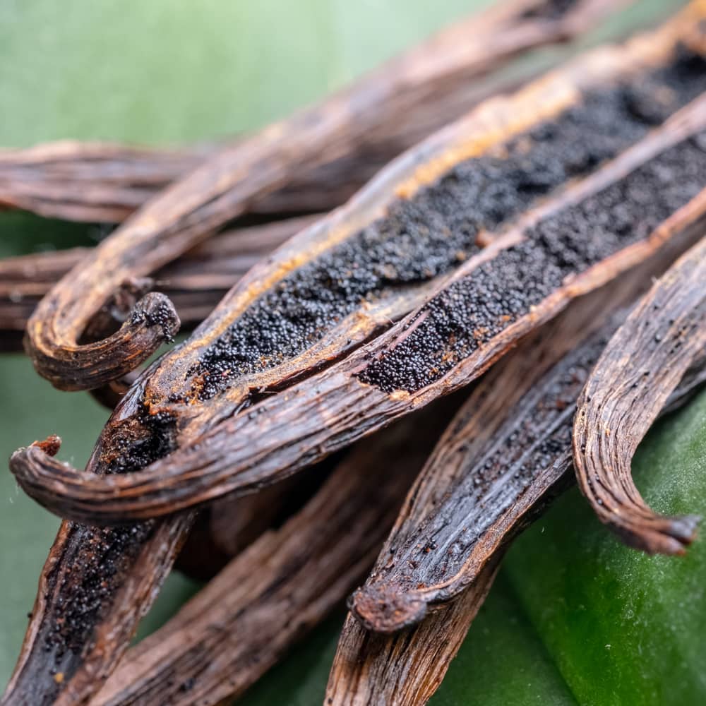 Perfume Caseiro Sutil: Infusão de Baunilha para uma Fragrância Única - inspiração 3