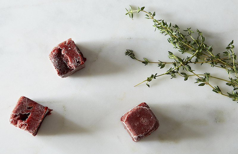 A Arte do Chá Gelado: Incremente Suas Bebidas com Cubos de Ervas Aromáticas - inspiração 2