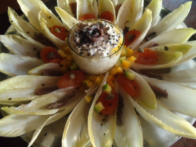 Sensação Queijo de Cabra: Endívia com Ervas Finas e Pistache - inspiração 3