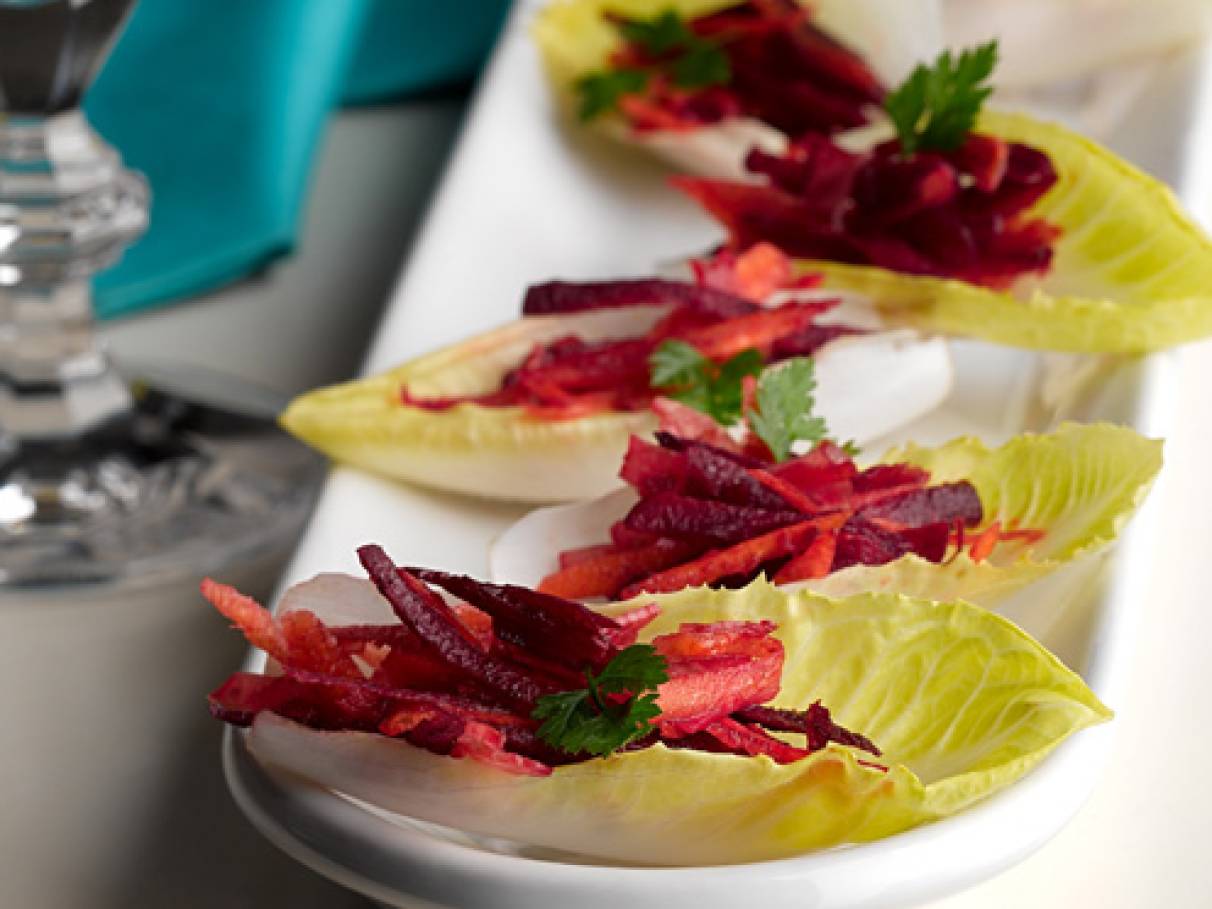 Clássico Reconfortante: Endívia com Gorgonzola, Nozes e Mel - inspiração 1