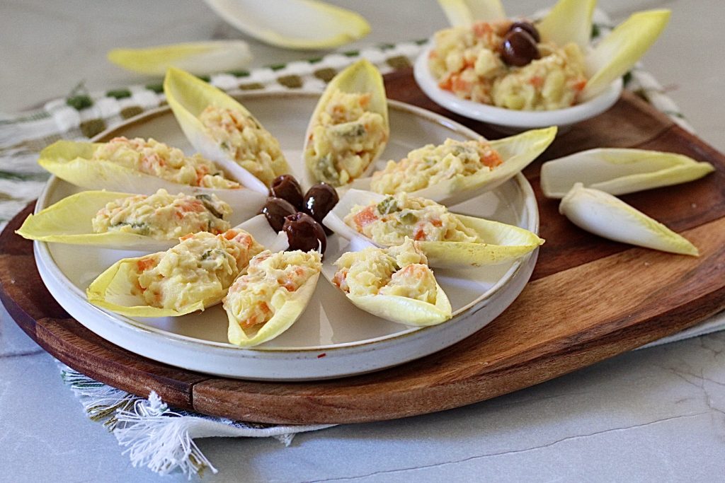 Clássico Reconfortante: Endívia com Gorgonzola, Nozes e Mel - inspiração 2