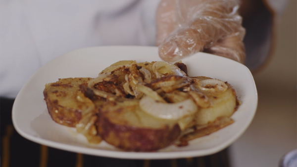 Segredo da Crocância Dourada: Azeite, Amido de Milho e Temperos Secos Bem Distribuídos - inspiração 1