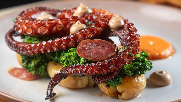 Finalização Surpreendente: Manteiga de Garrafa com Alho - inspiração 2