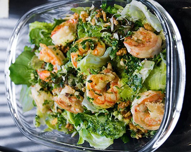 Dominando a Crocância: Como a Alface Crespa Anima Suas Saladas e Sanduíches - inspiração 1