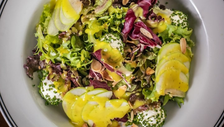 Sabor e Textura: Adicionando um Toque Especial com a Alface Folha de Carvalho - inspiração 3