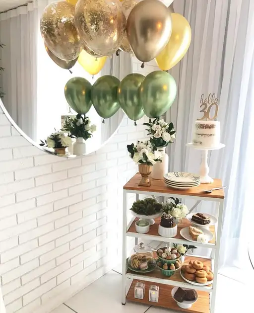 como organizar mobiliário de acervo de festas em espaços pequenos