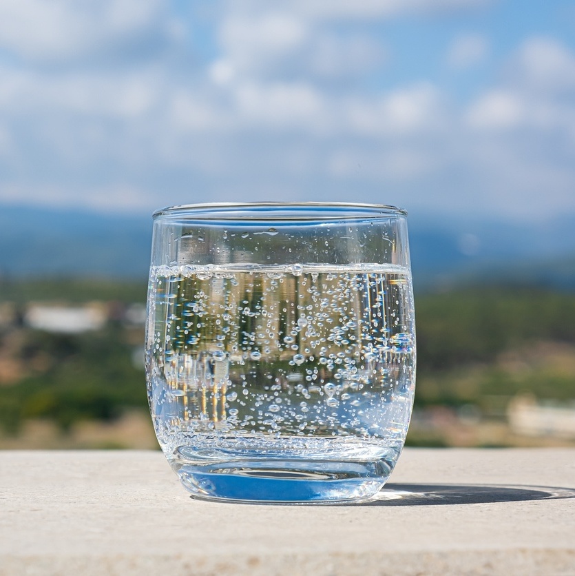 água com gás faz mal