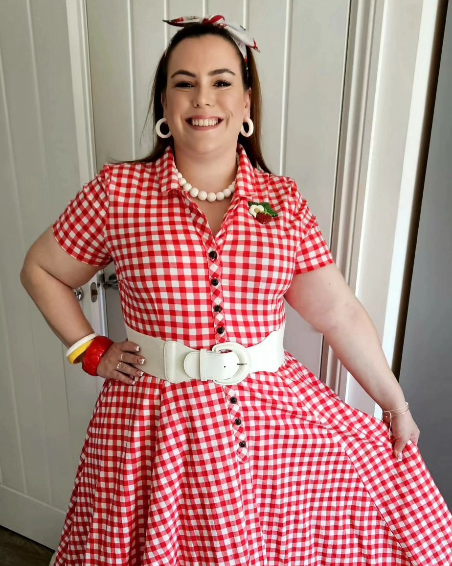 erros comuns ao montar um look anos 60 feminino