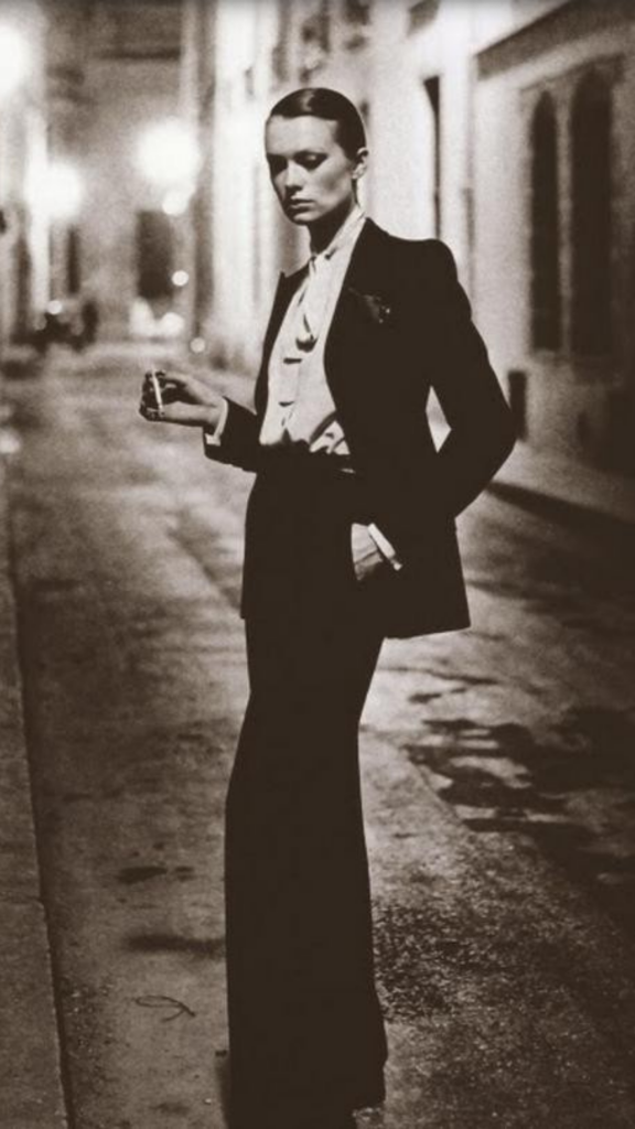 10 looks anos 60 femininos para se inspirar hoje