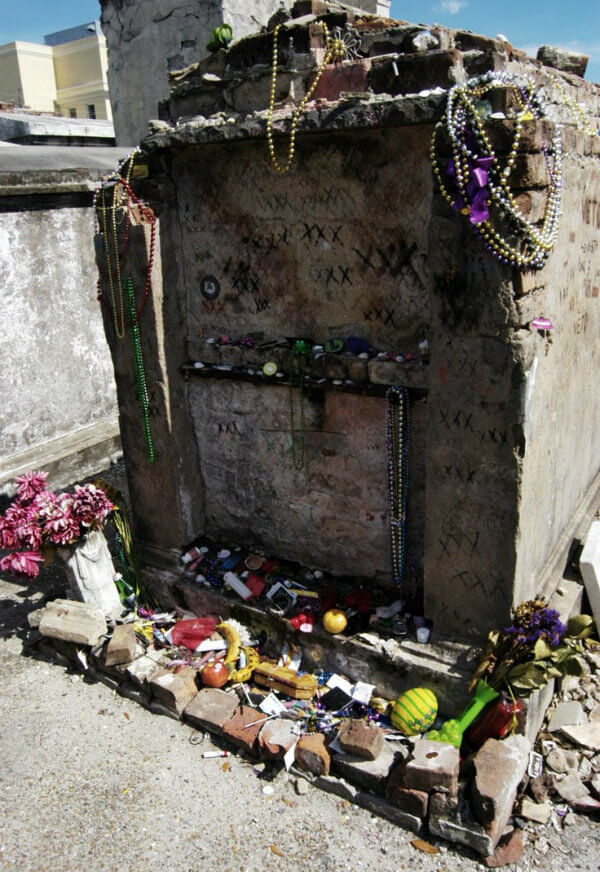 Como as Cerejeiras Simbolizam a Vida nos Cemitérios Japoneses