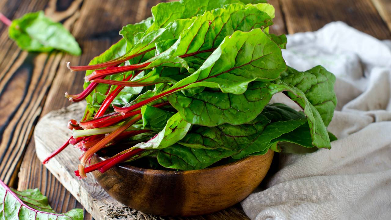 Acelga e a Síndrome do Intestino Irritável: Um Guia Completo