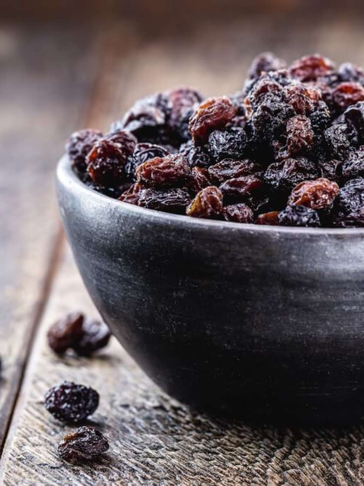 Uva Passa Preta vs. Uva Passa Branca: Qual a Diferença?