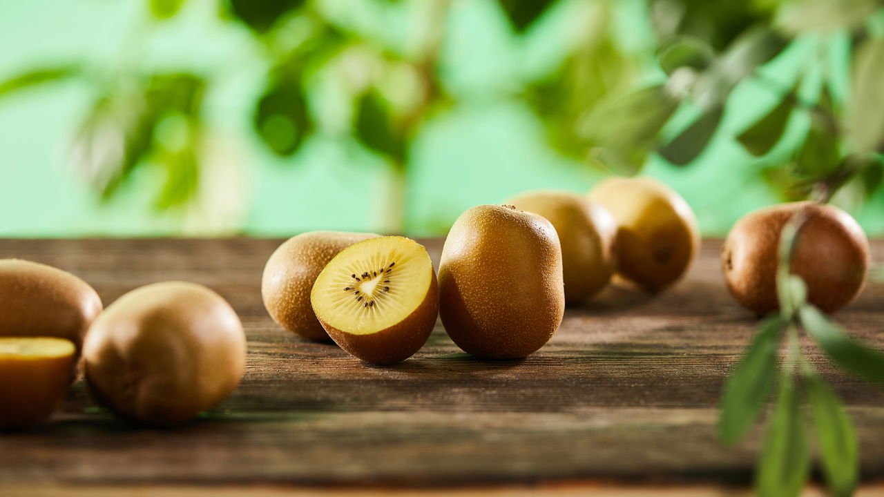 Kiwi vs. Outras Frutas: Qual o Melhor para a Digestão?