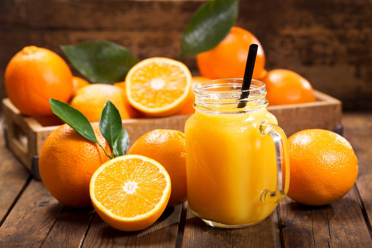 Mitos e verdades sobre o consumo de suco de laranja