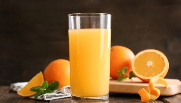 O suco de laranja na gravidez: é seguro?
