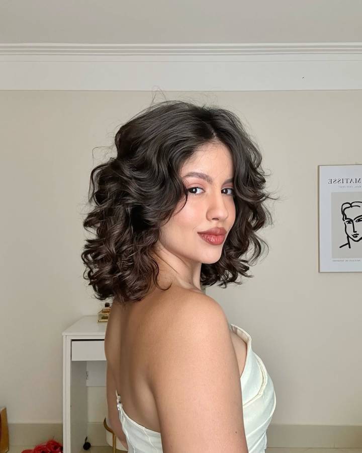 cabelo no ombro ondulado feminino