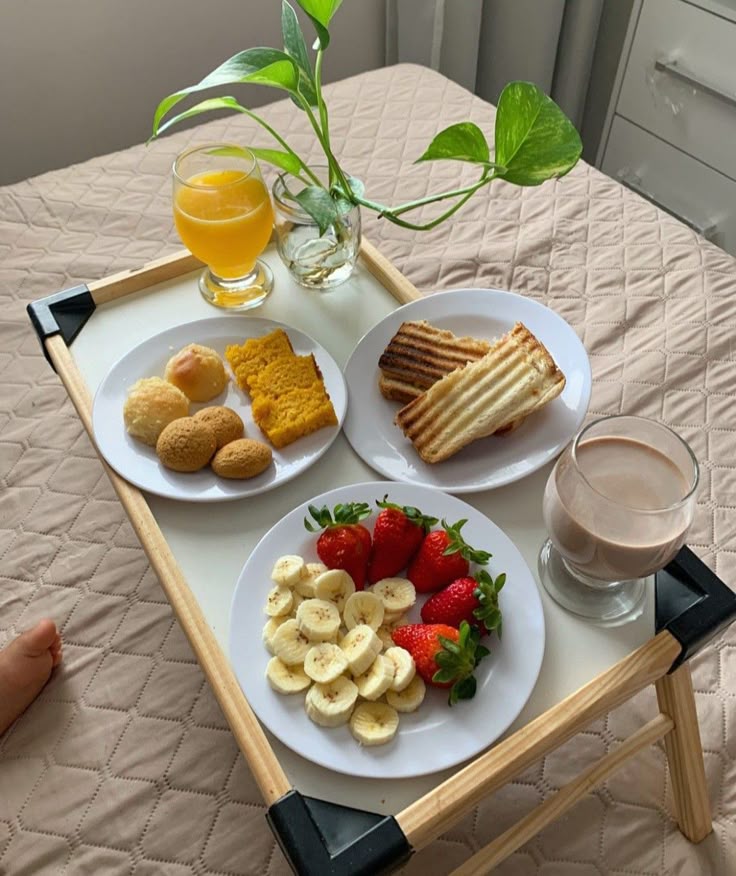 cesta de café da manhã de aniversário para entregar