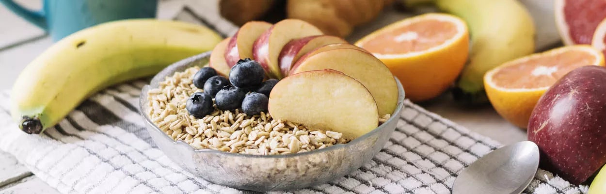 Guia completo de leites vegetais sem glúten para café