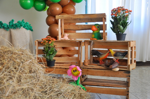 quanto custa decorar festa com caixote de madeira
