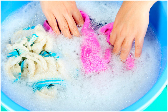 Amaciante para Bebê: Opções Hipoalergênicas e Como Usar Corretamente