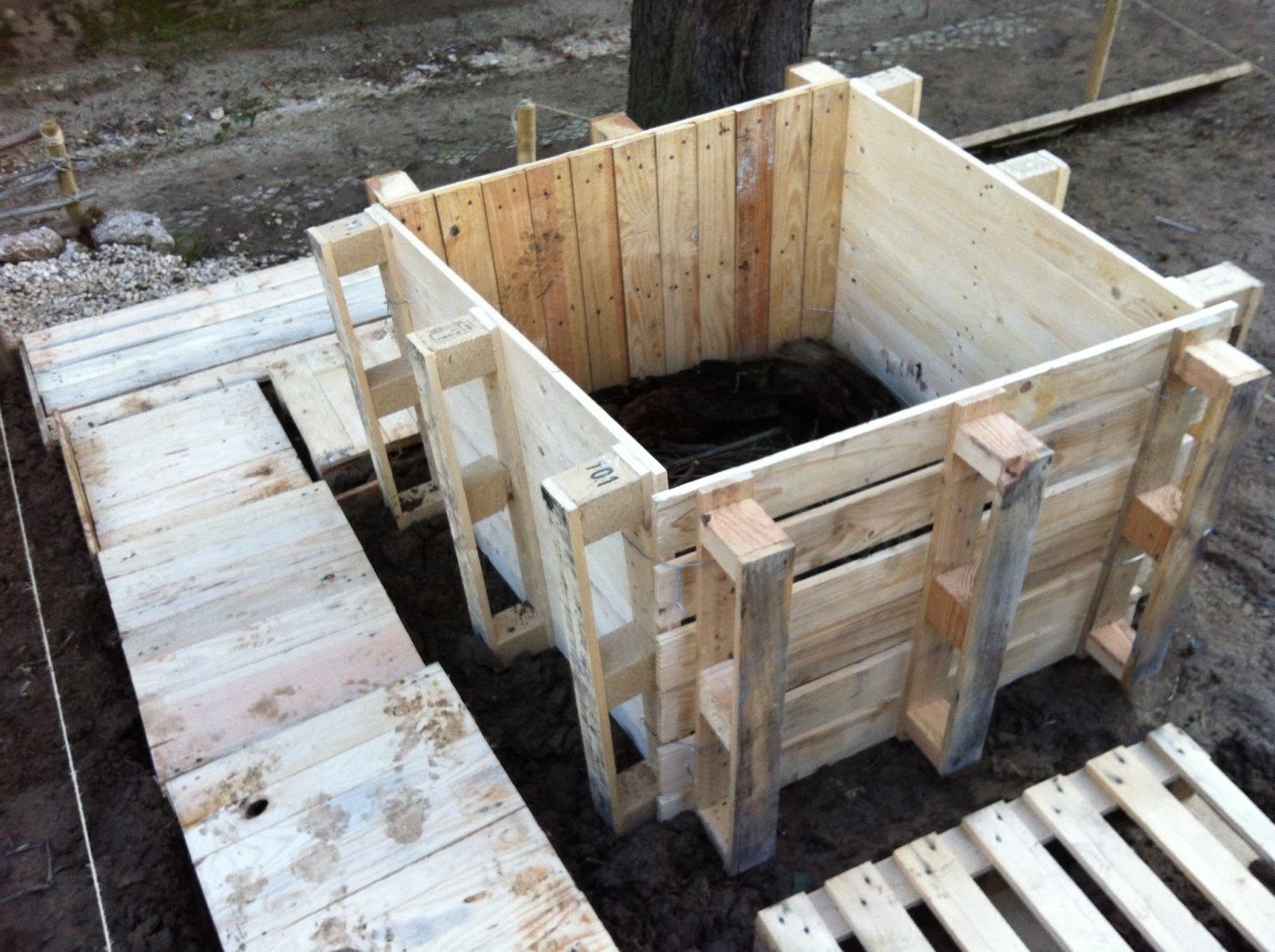 Como Acelerar a Decomposição na sua Composteira Caseira