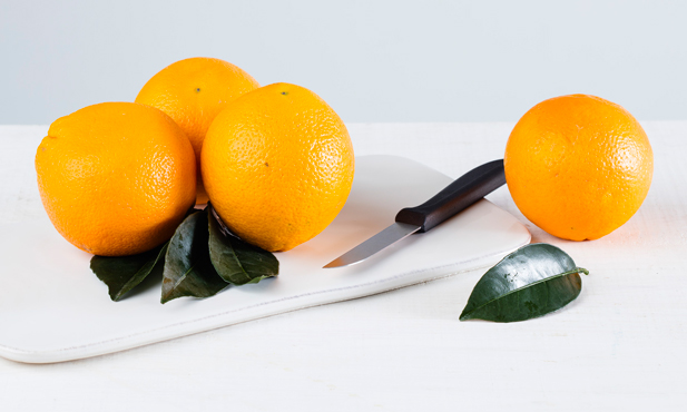 como descascar laranja rápido