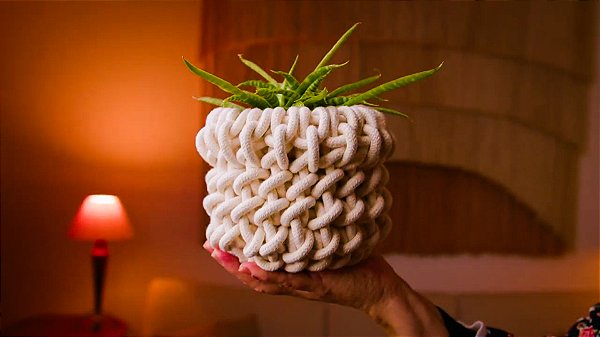 Decoração com Cachepôs de Macramê em Casa