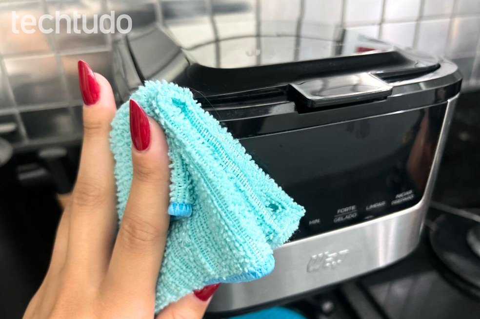 Diferenças entre cafeteira italiana de alumínio e aço inox