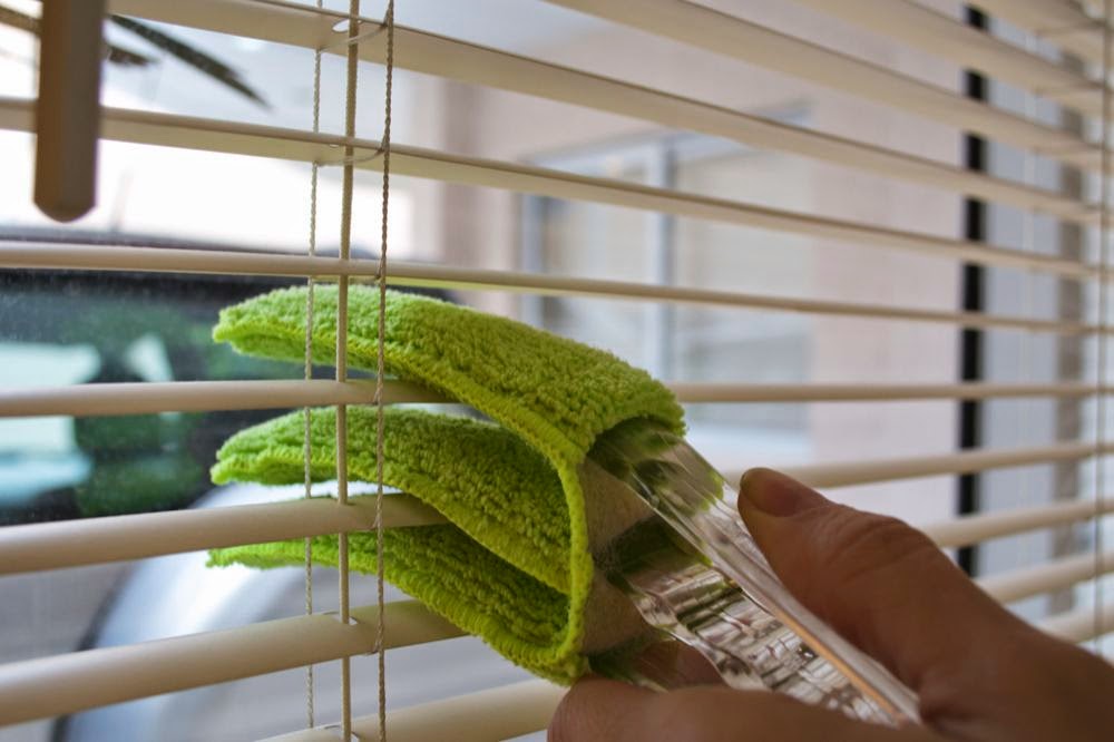 Produtos de limpeza caseiros para deixar suas persianas como novas