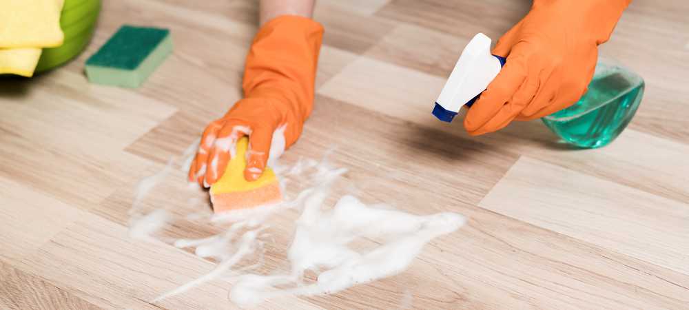 como limpar o piso vinílico