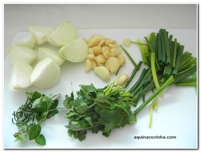 Como armazenar temperos corretamente para maximizar a durabilidade