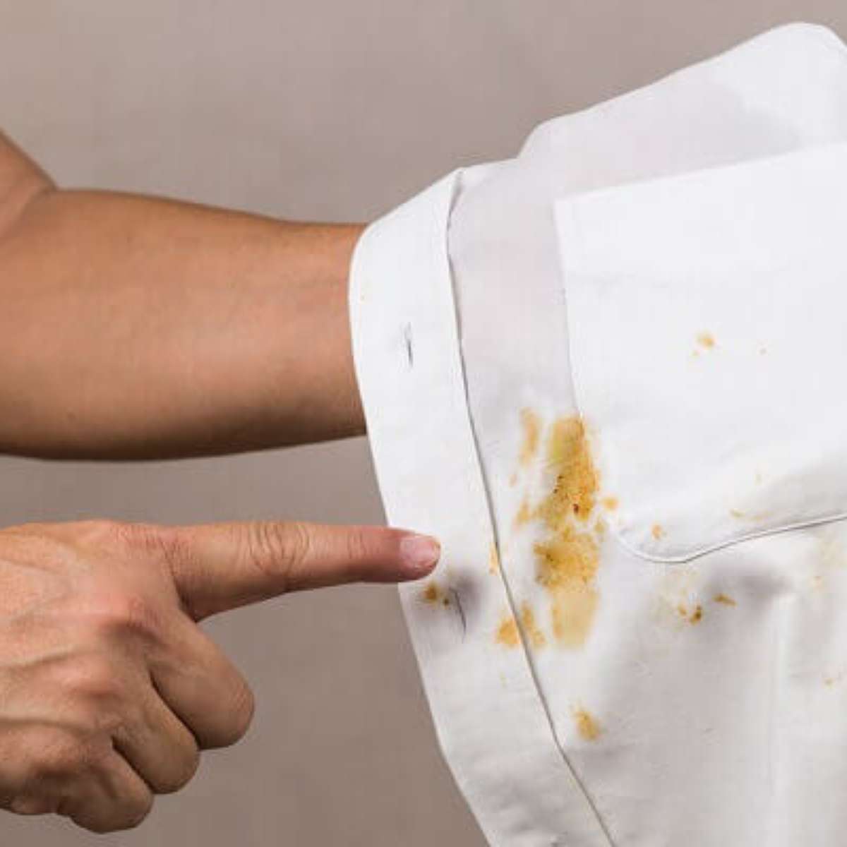 O Que Fazer Quando a Mancha de Fruta Seca na Roupa?