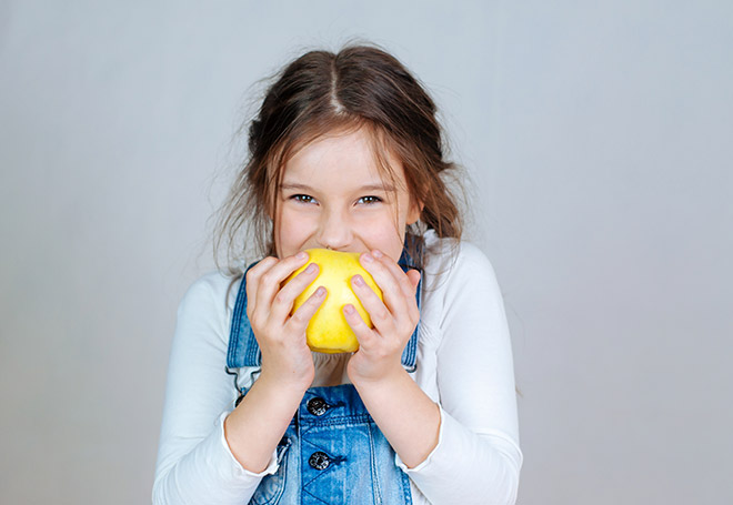 Guia completo: Bicarbonato de Sódio vs. Vinagre para remover manchas