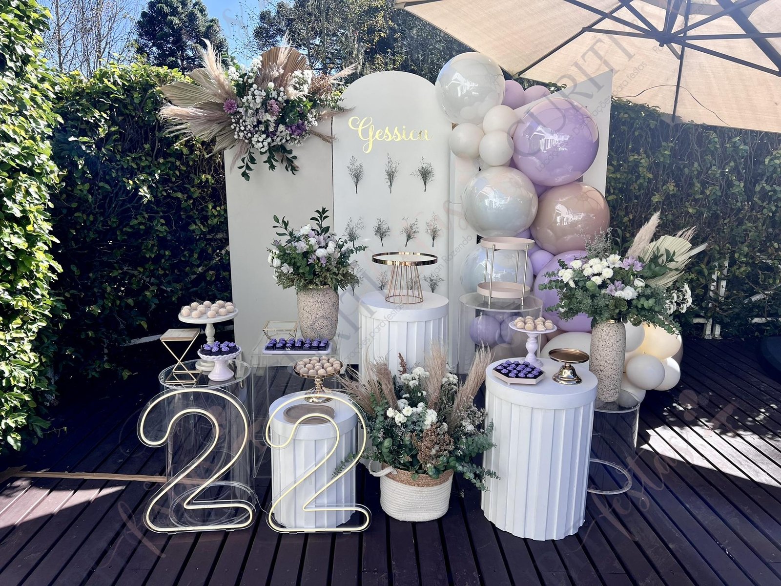 erros comuns decorar aniversário flores naturais