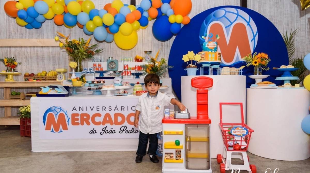 decoração aniversario supermercado barata e criativa