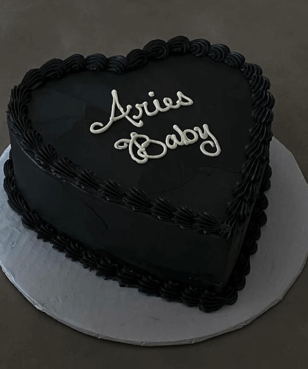 decoração aniversário preto e prata versus preto e dourado