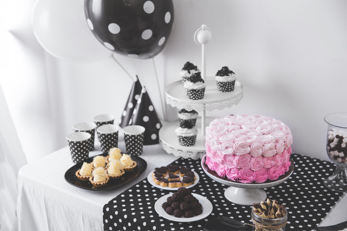 decoração mini table aniversário masculino preto