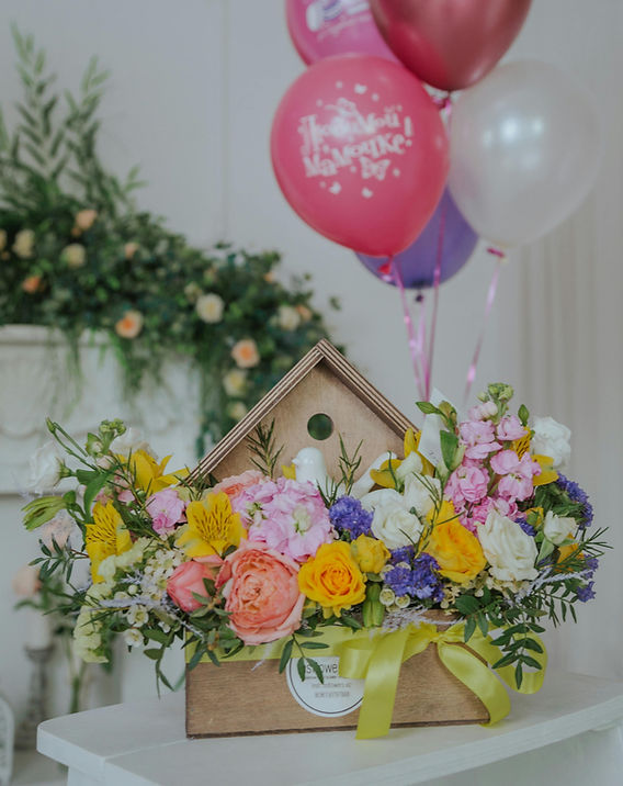 ideias criativas decoração aniversário tema flores