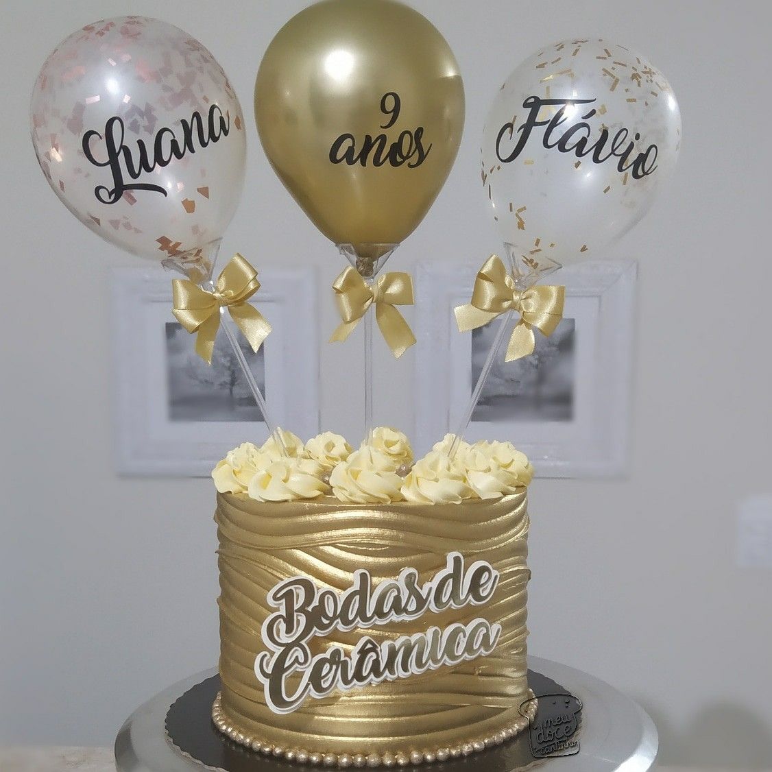 ideias bolo branco dourado eventos