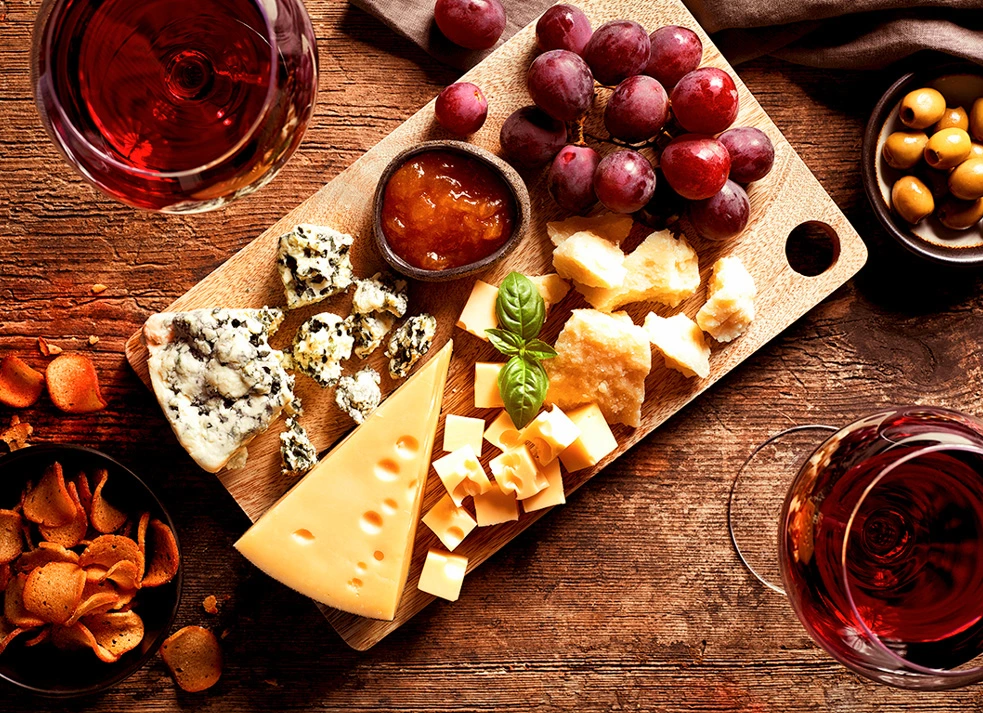 10 ideias criativas decoração festa queijos e vinhos