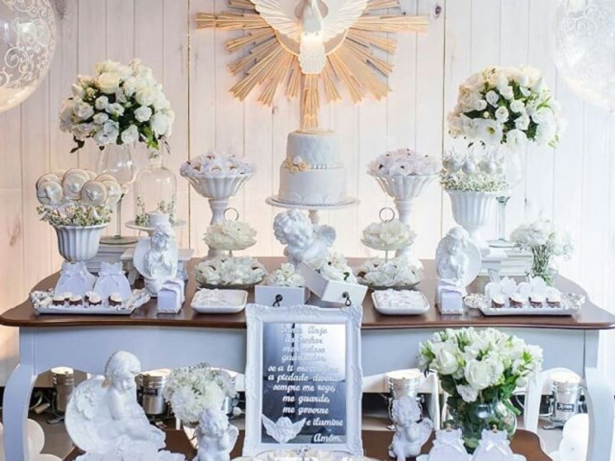 custo decoração mesa batizado como economizar