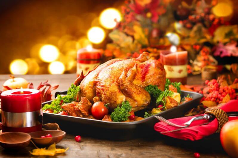 ideias criativas decoração pratos natalinos