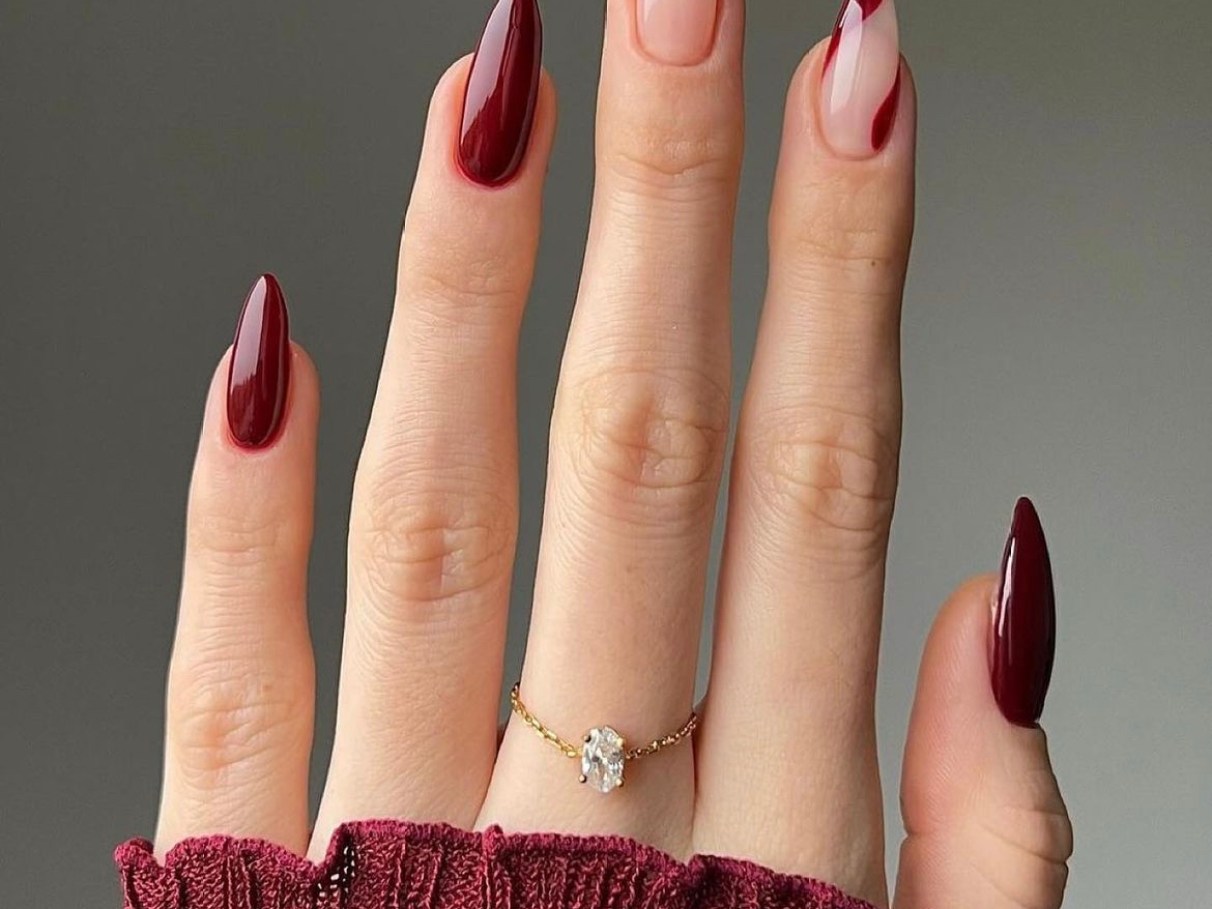 quanto custa fazer unha gel vinho no salão