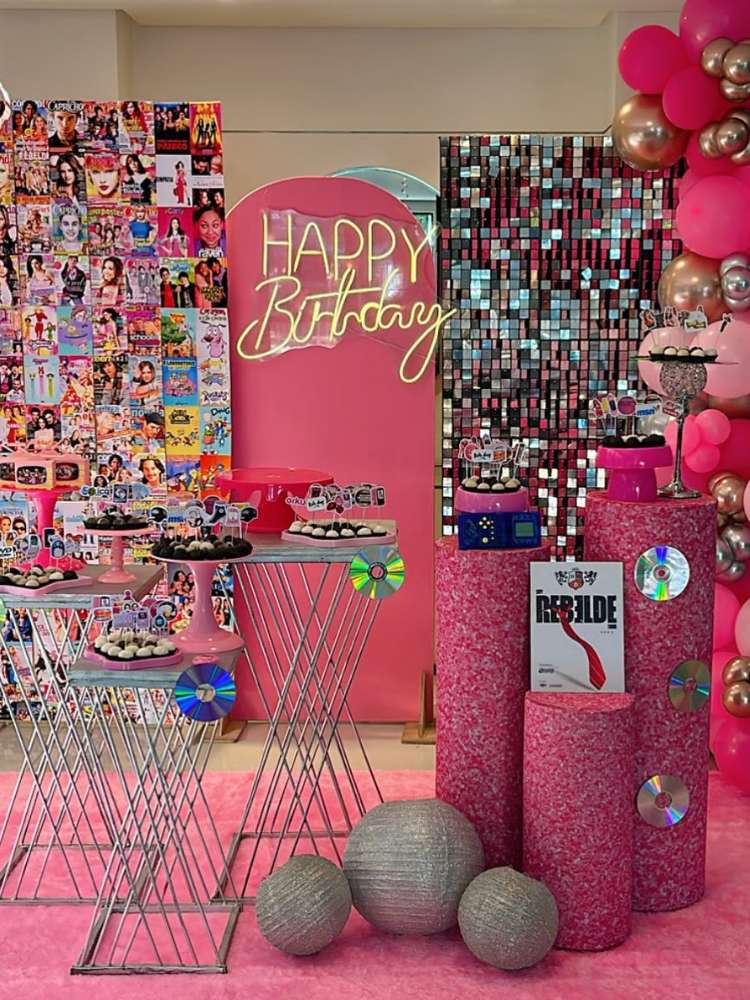 ideias de decoração anos 2000 para seu quarto