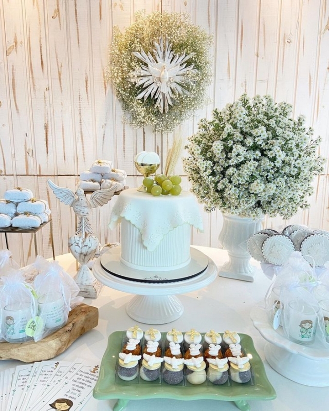 ideias de decoração primeira eucaristia simples e barata