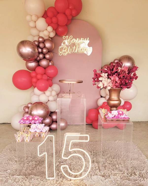 ideias criativas decoração mesa aniversario simples