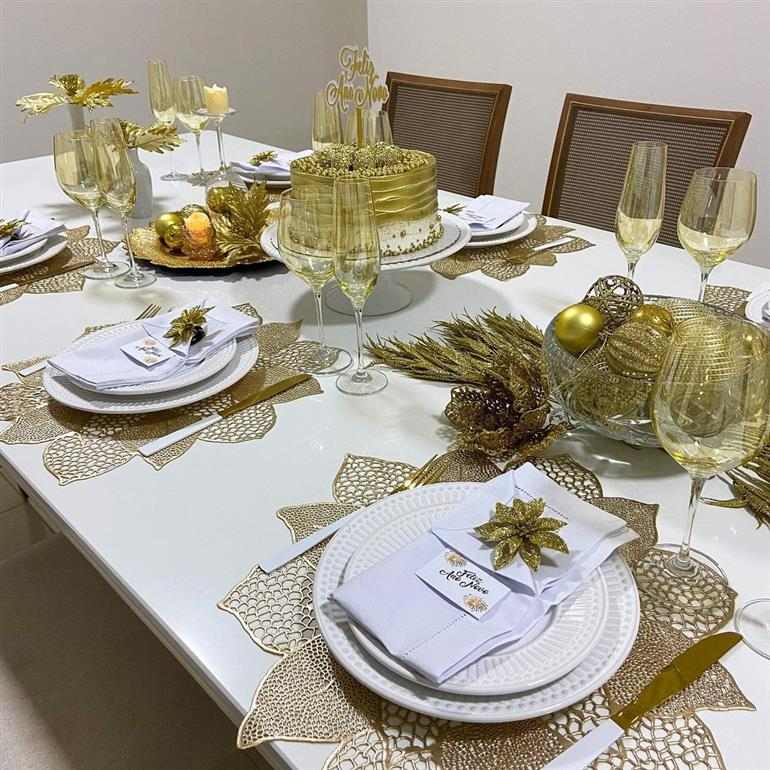 erros comuns decoração mesa reveillon evitar
