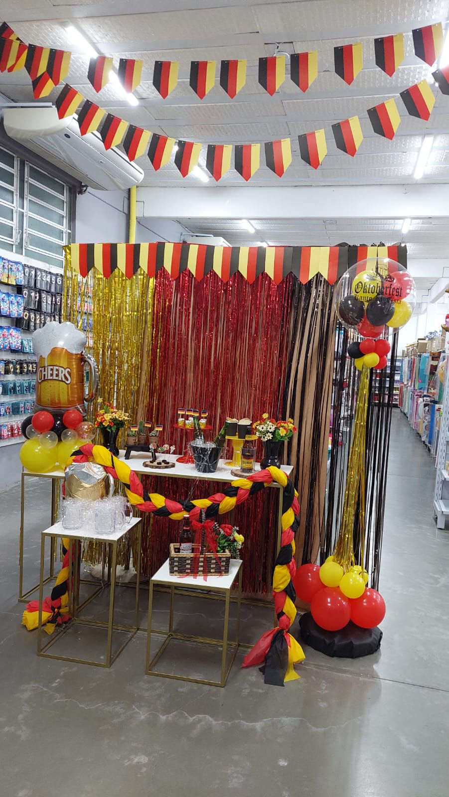 decoração oktoberfest barata vs premium